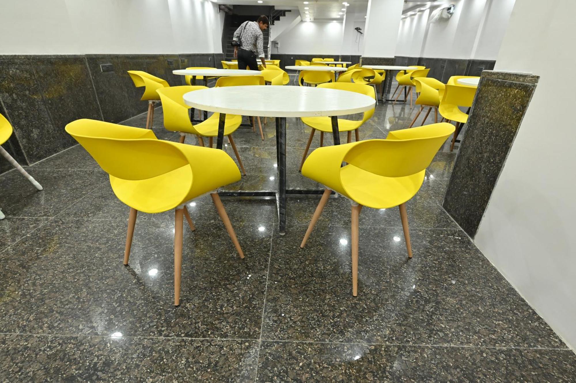 Hotel Down Town Paschim Vihar Delhi  Exterior foto
