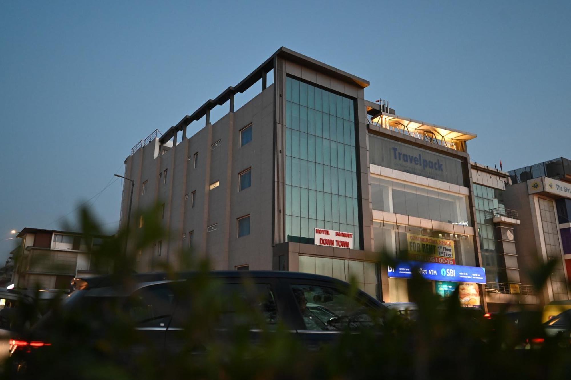 Hotel Down Town Paschim Vihar Delhi  Exterior foto
