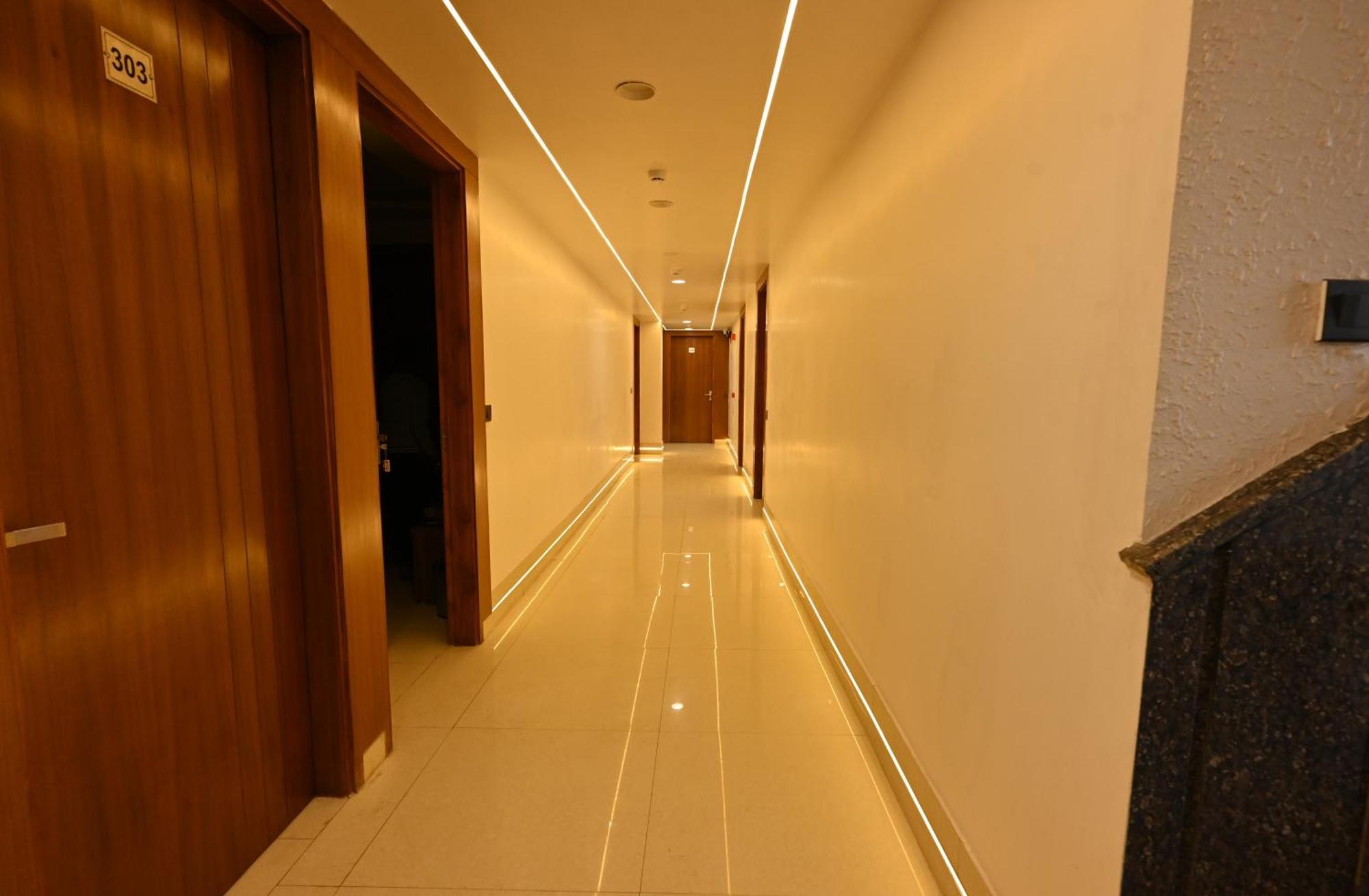 Hotel Down Town Paschim Vihar Delhi  Exterior foto